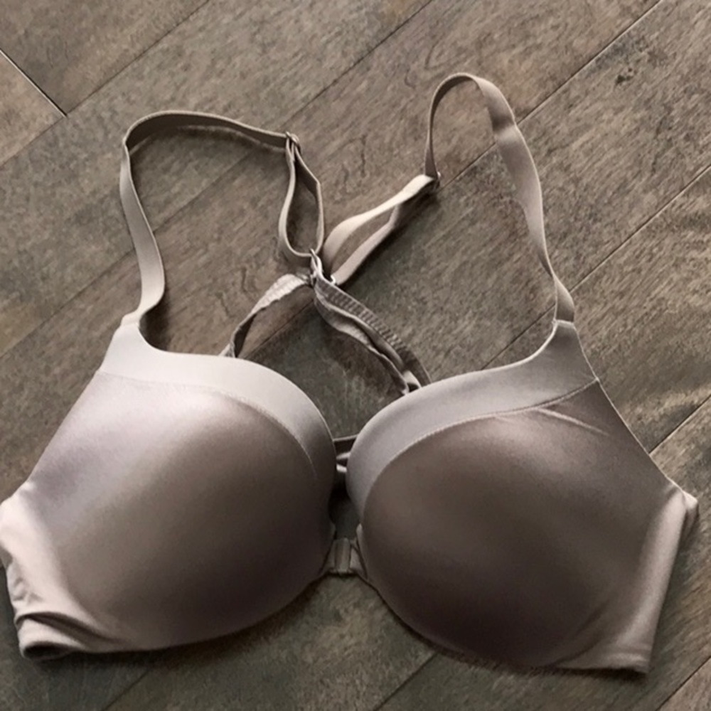 Victoria’s Secret Incredible Taupe Racerback Bra